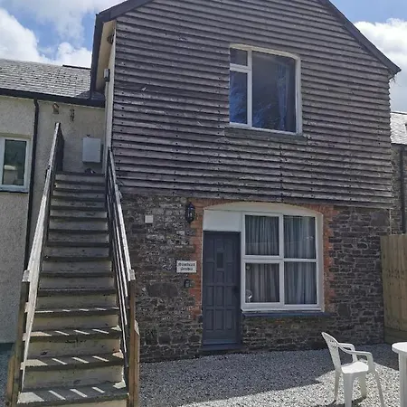 The Old Rectory Kirkullen Loft In 10 Mins To Widemouth Bay And Crackington Haven,15 Mins Bude,20 Mins Tintagel, 27 Mins Port Issac Apartament Jacobstow